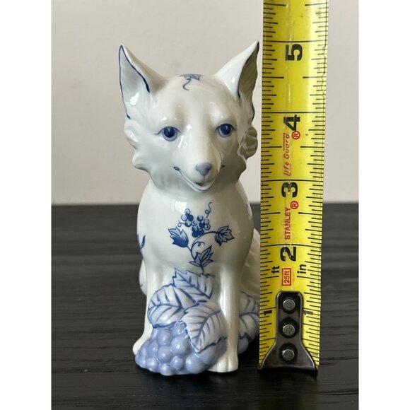 VTG 1986 Fox-Shaped Porcelain Creamer Blue/White Franklin Mint Country Friends - Picture 9 of 9